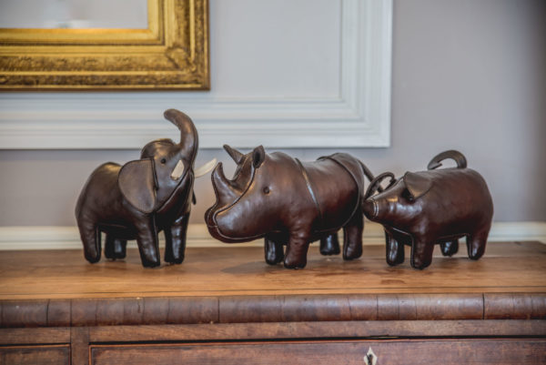 Omersa leather desktop ornament rhino miniatureur